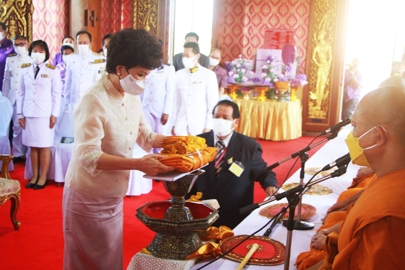 ม.ศรีปทุม 3 วิทยาเขต ร่วมใจถวายผ้าพระกฐินพระราชทาน ประจำปี 2564