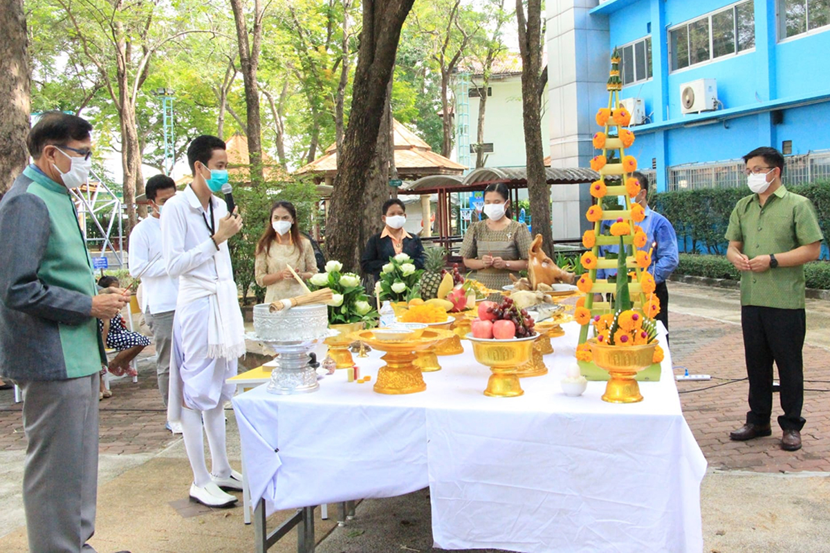 วิทยาลัยการฝึกหัดครู มรภ.พระนคร จัดพิธีบวงสรวงสิ่งศักดิ์สิทธิ์อาคารเรียนประถมสาธิต