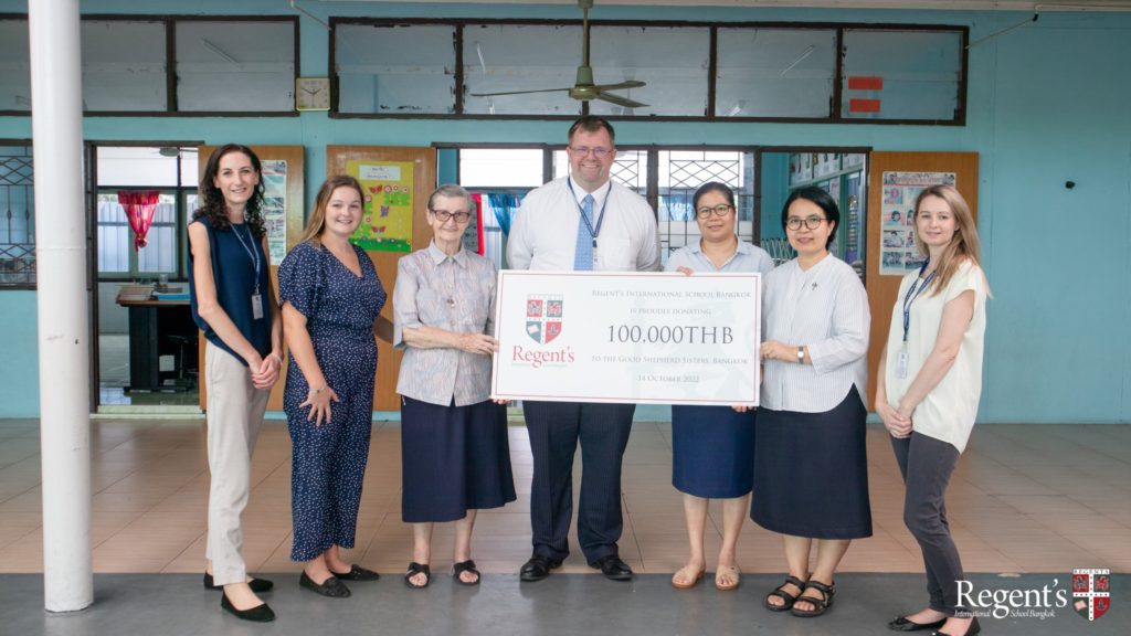 Regent’s International School Bangkok ได้มอบเงินบริจาคจำนวน 100,000 บาทให้แก่ Good Shepherd Sisters Bangkok