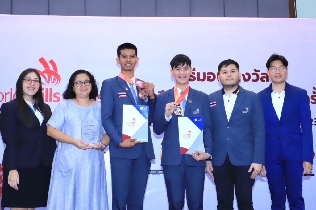 นศ.วิทยาลัยดุสิตธานี คว้าเหรียญยอดเยี่ยม World Skills ASEAN