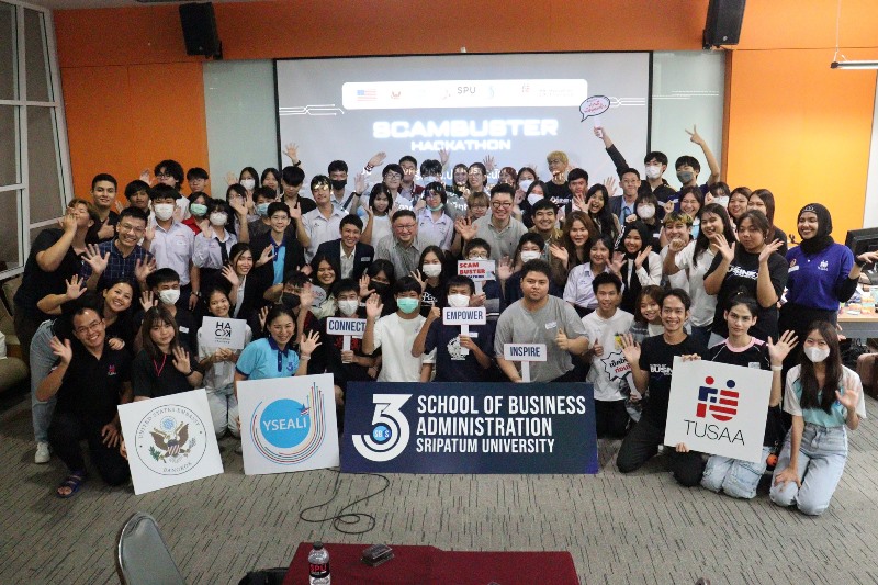 DEK SBS SPU Learning by Doing กับ SCAMBUSTER HACKATHON เรียนรู้ภัยมิจฉาชีพออนไลน์ พร้อมการสร้างรายได้สุดปัง