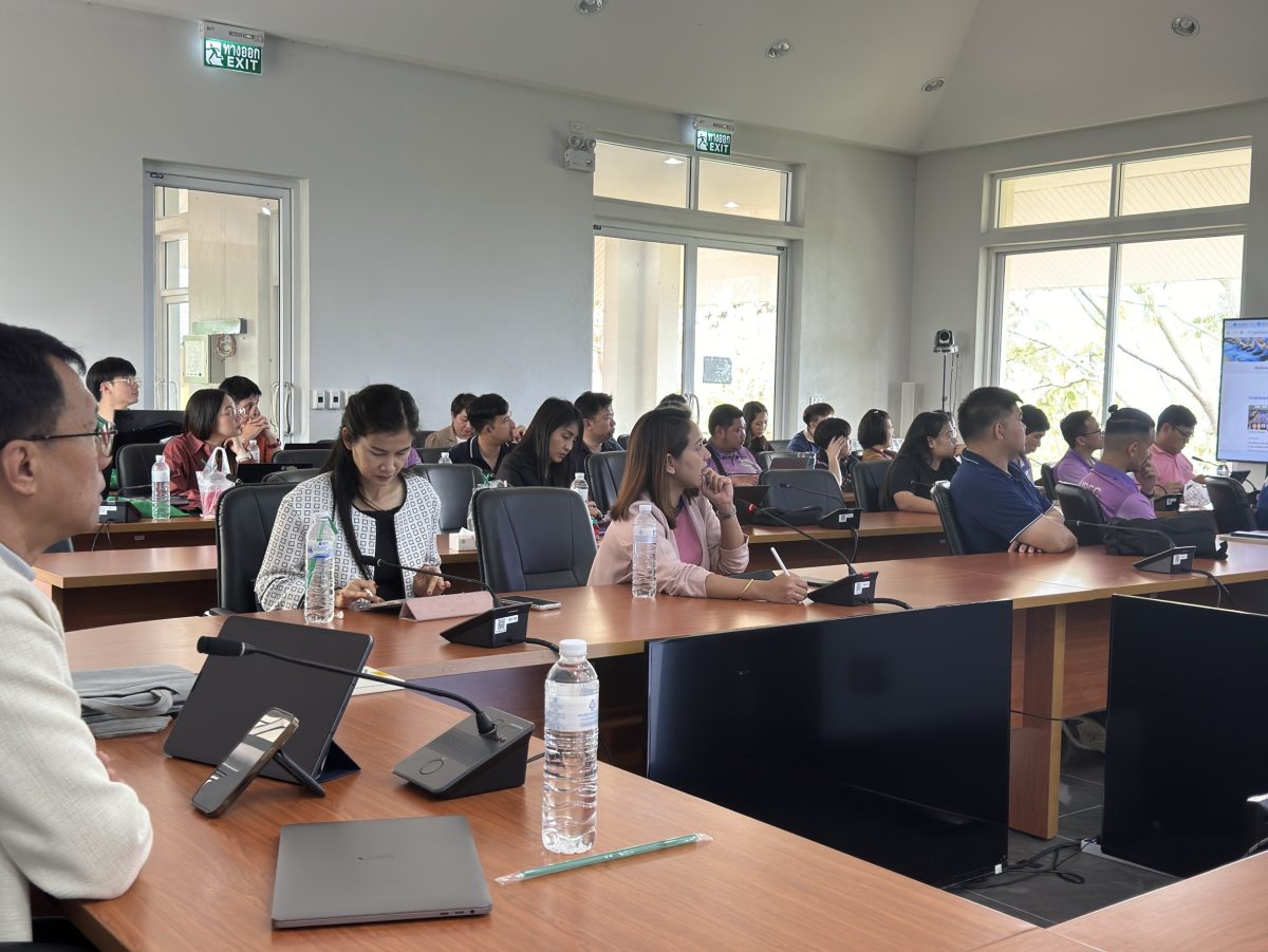 The Division of General Affairs at the University of Phayao recently held a meeting to discuss the development of the university’s website.