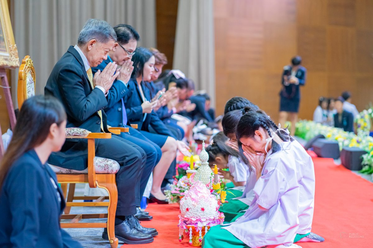 สุดประทับใจ สาธิตรำไพฯ จัดงานวันไหว้ครู สืบสานประเพณีไทย