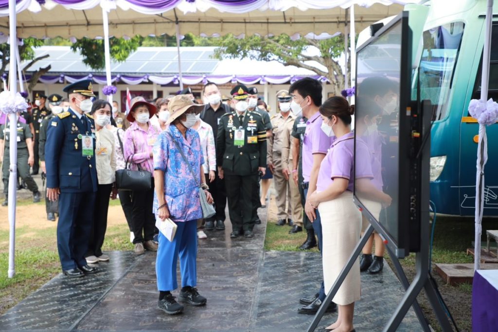 Huawei Thailand Presents Smart Classroom Technological Equipment and Brings Digital Bus to Surin, Addressing Educational Inequality in Remote Areas